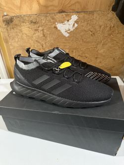 Adidas Men’s Sneakers 
