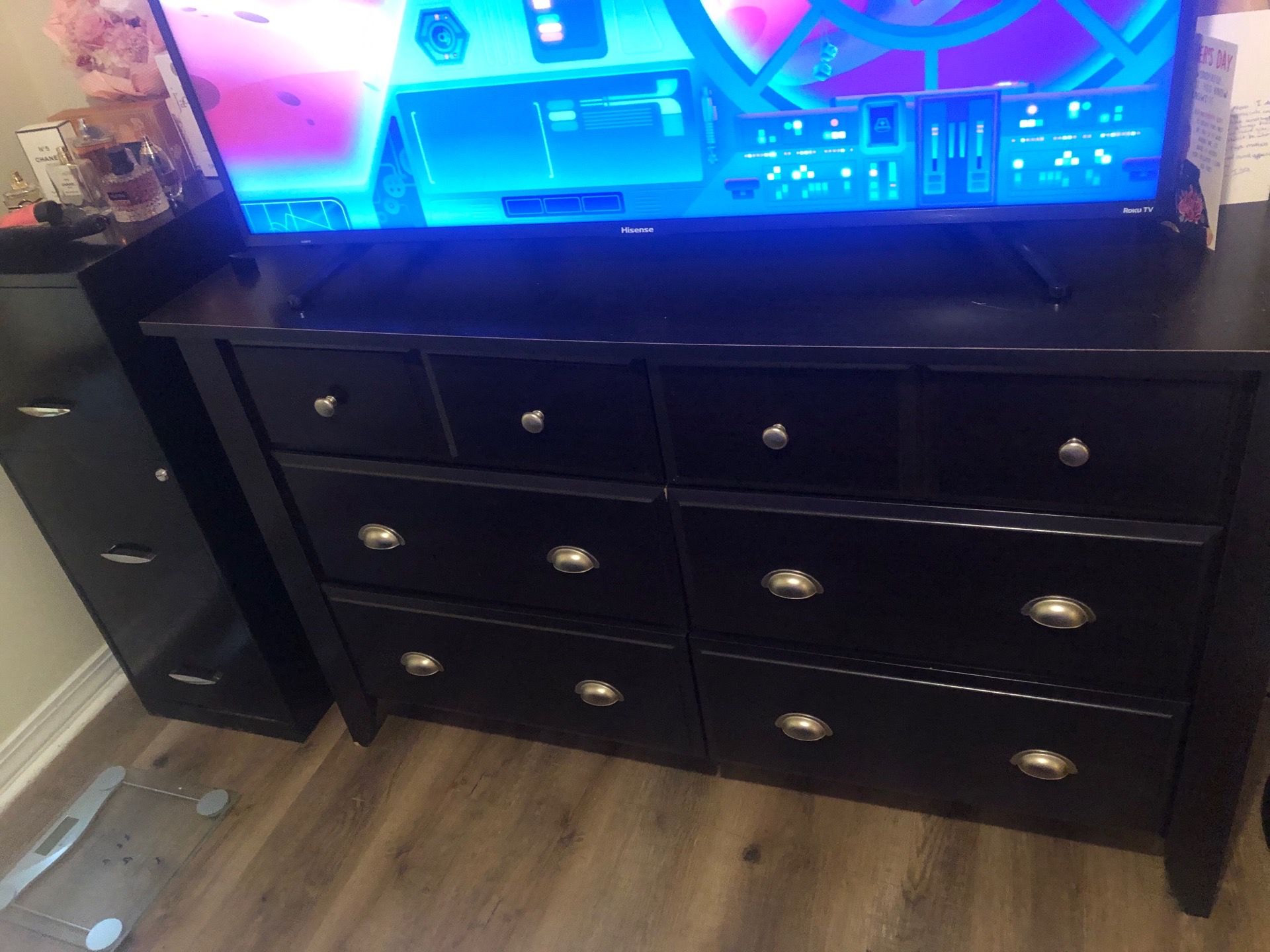 Dresser wood brown