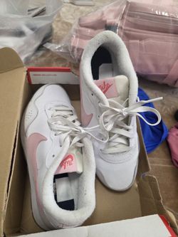 Nikes 