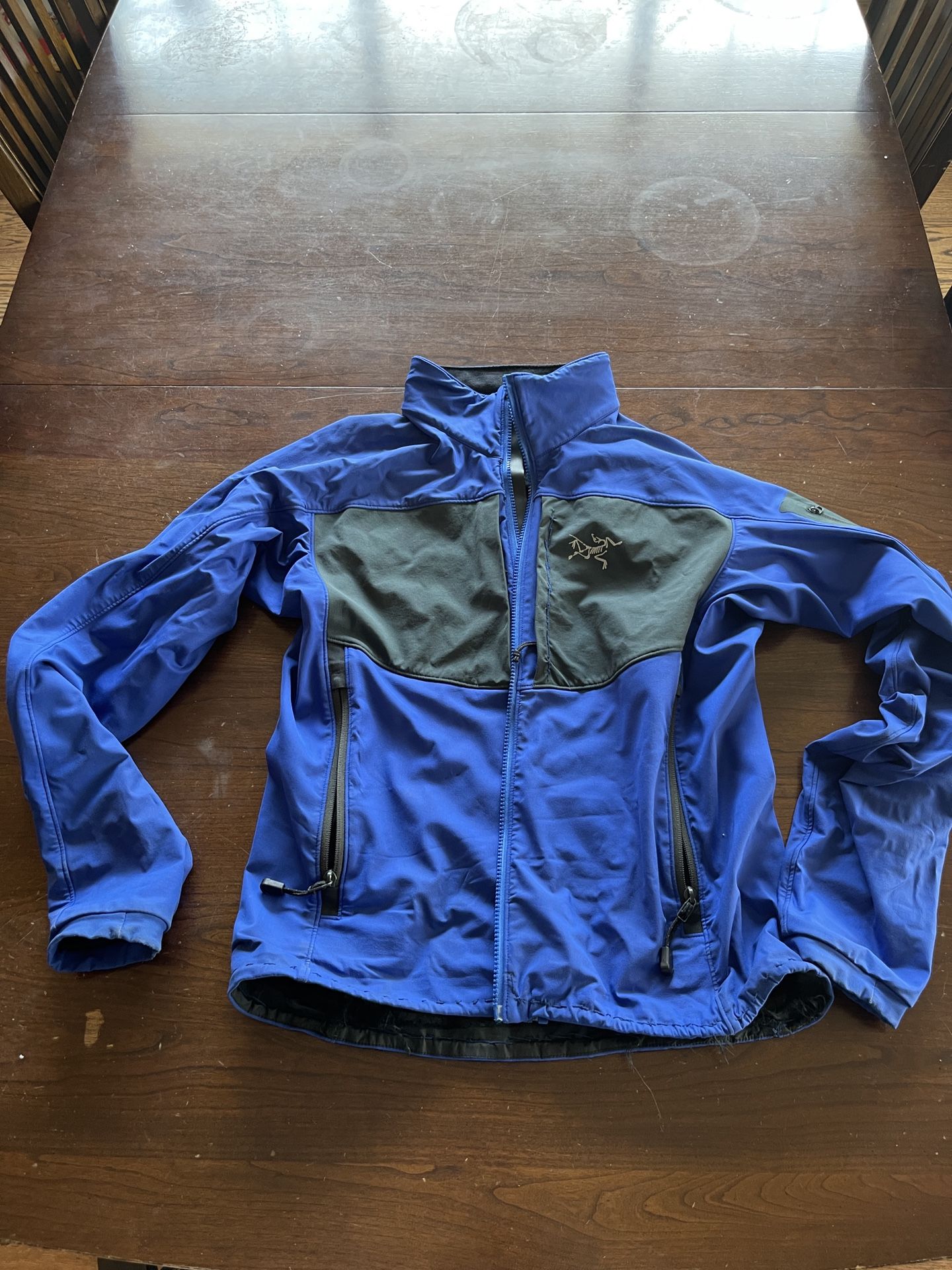 Arc’teryx Light Jacket