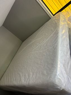 Set king sizes mattress and box spring