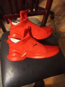Red High Top Puma FOREVER FIERCE Size 9 In Women's.