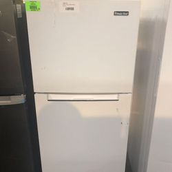 Magic Chef Top Freezer Refrigerator