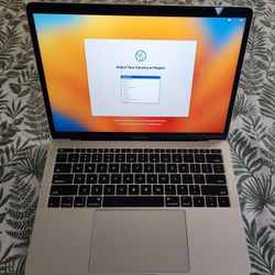 Apple MacBook Pro 13 2016