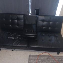 BLACK FUTON