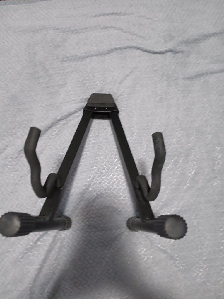 Guitar Stand