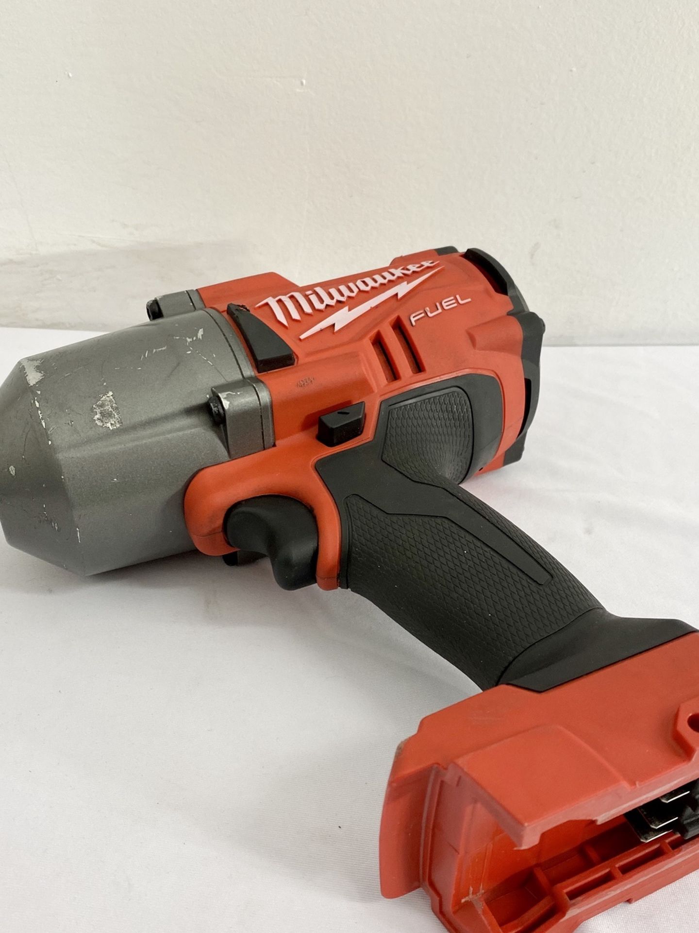 Milwaukee M18 FUEL 18-Volt Lithium-Ion Brushless Cordless 1/2 in. Impact Wrench with Friction Ring (Tool-Only)
