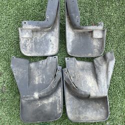 97-01 Honda CR-V Mud Guards