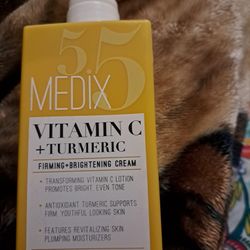 Vitamin C Firming And Brightening Cream.