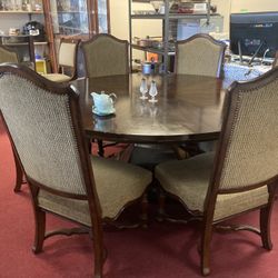 Kitchen Circle Table