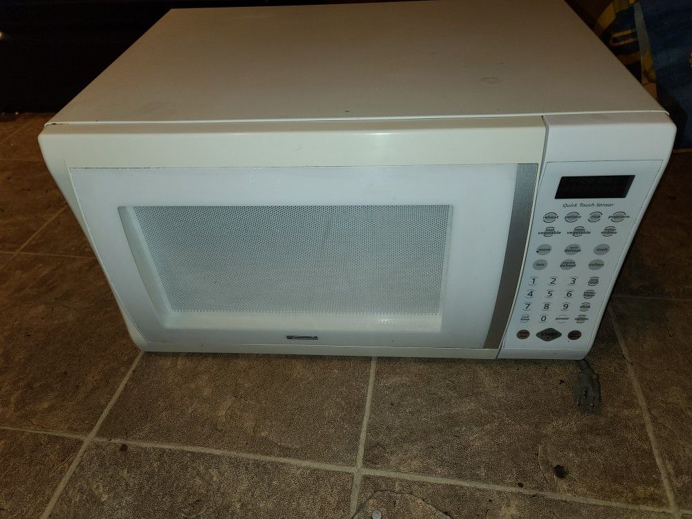 Like New Microwave 