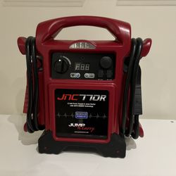 Clore Automotive Jump-N-Carry JNC770R 1700 Peak Amp 12 Volt Jump Starter
