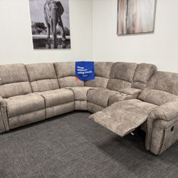Brown Sectional‼️ DEAL‼️
