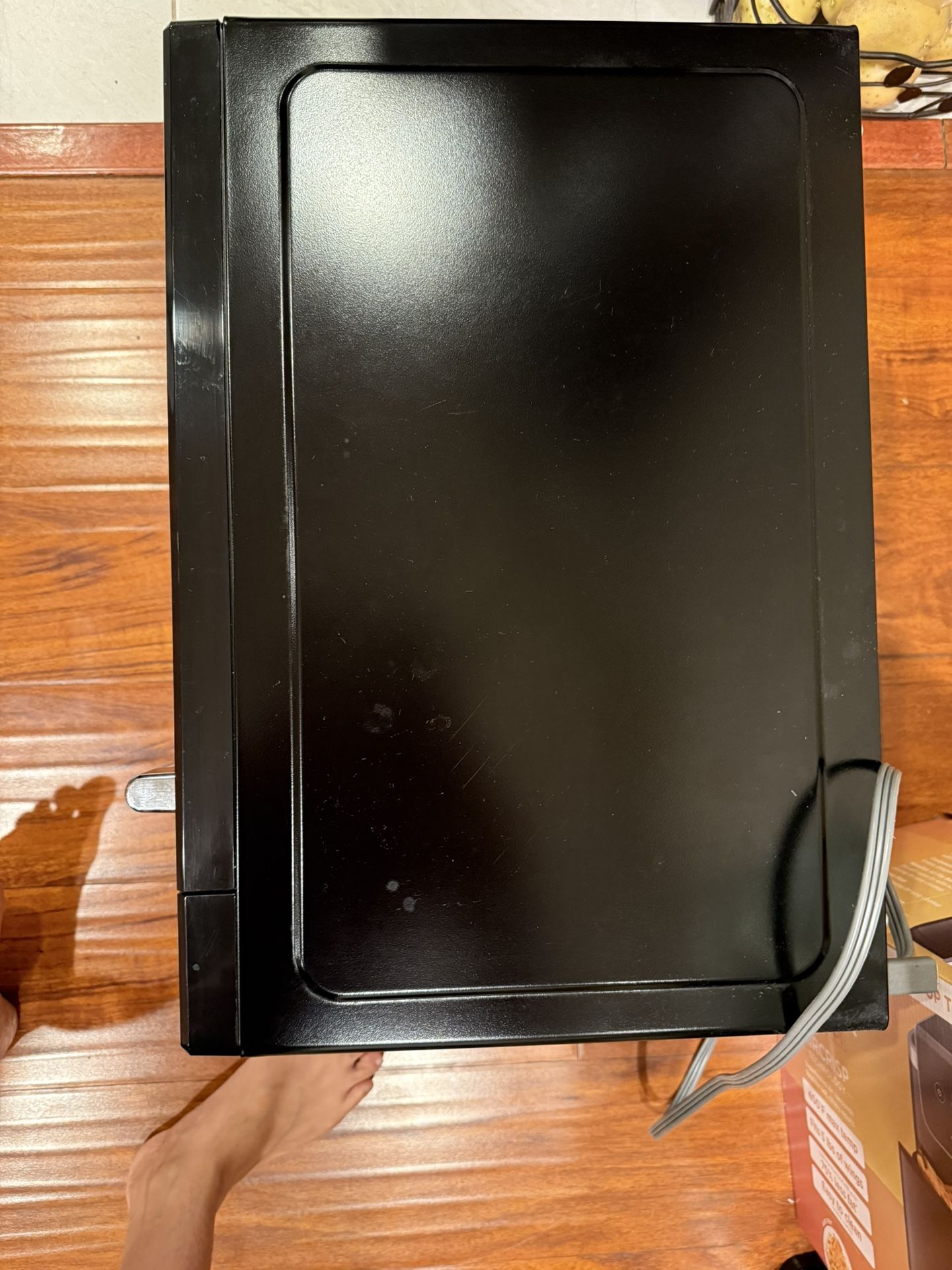 Hamilton Beach 1.1 Cu Stainless Microwave 