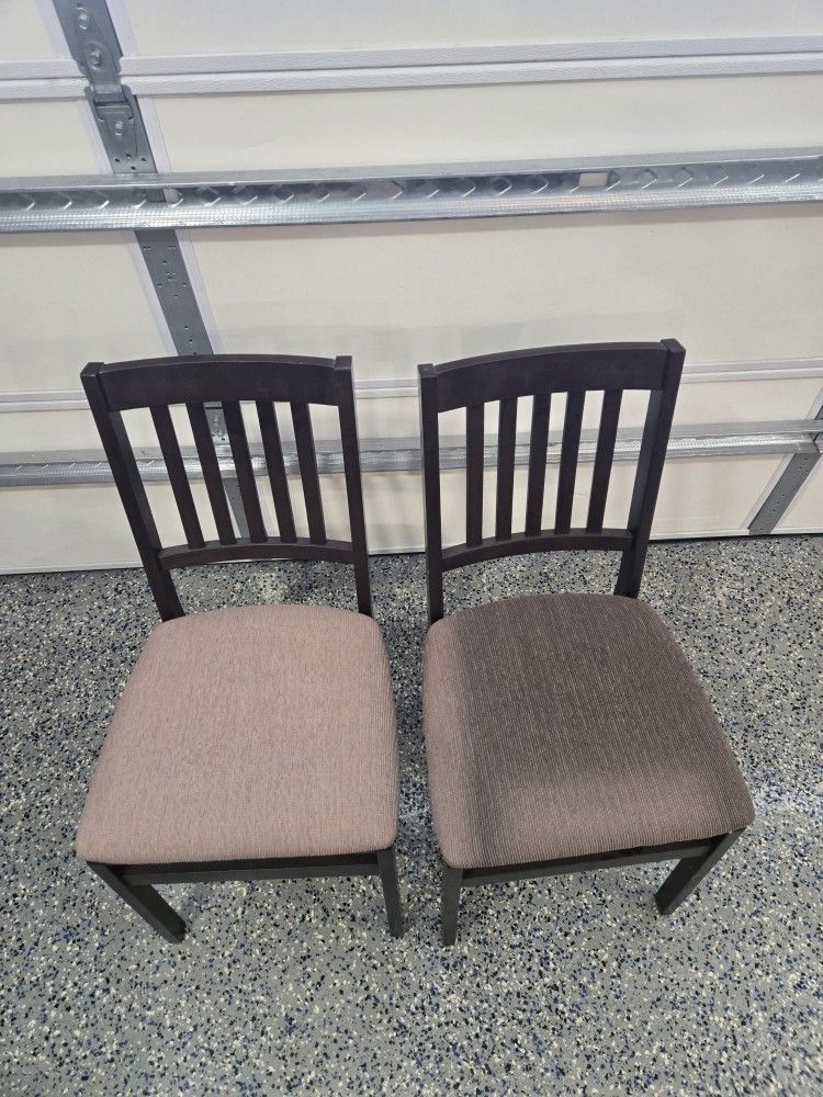 Foldable Chairs