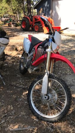 Honda CRF 250x dirt bikes for parting