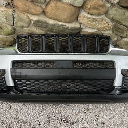 ✅ 2021 2022 2023 2024 JEEP GRAND CHEROKEE  FRONT BUMPER SILVER ORIGINAL + UPPER GRILLE + LOWER VALANCE + LOWER GRILLES + UPPER CHROME