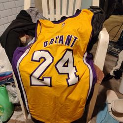 vintage Adidas Kobe Lakers Jersey 