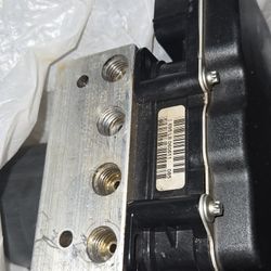 GM ABS Unit (Module & Motor)
