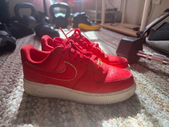 Nike Air Force 1 Low Red Gold Sneakers 7W