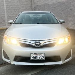 Titulo Limpio Finance Car Dealership Clean Title Sedan Automatic Honda Civic Accord Toyota Corolla Camry 2012 2016 2011 2005 2025 2020 2015 2017 2018