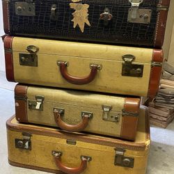 VINTAGE SUITCASES