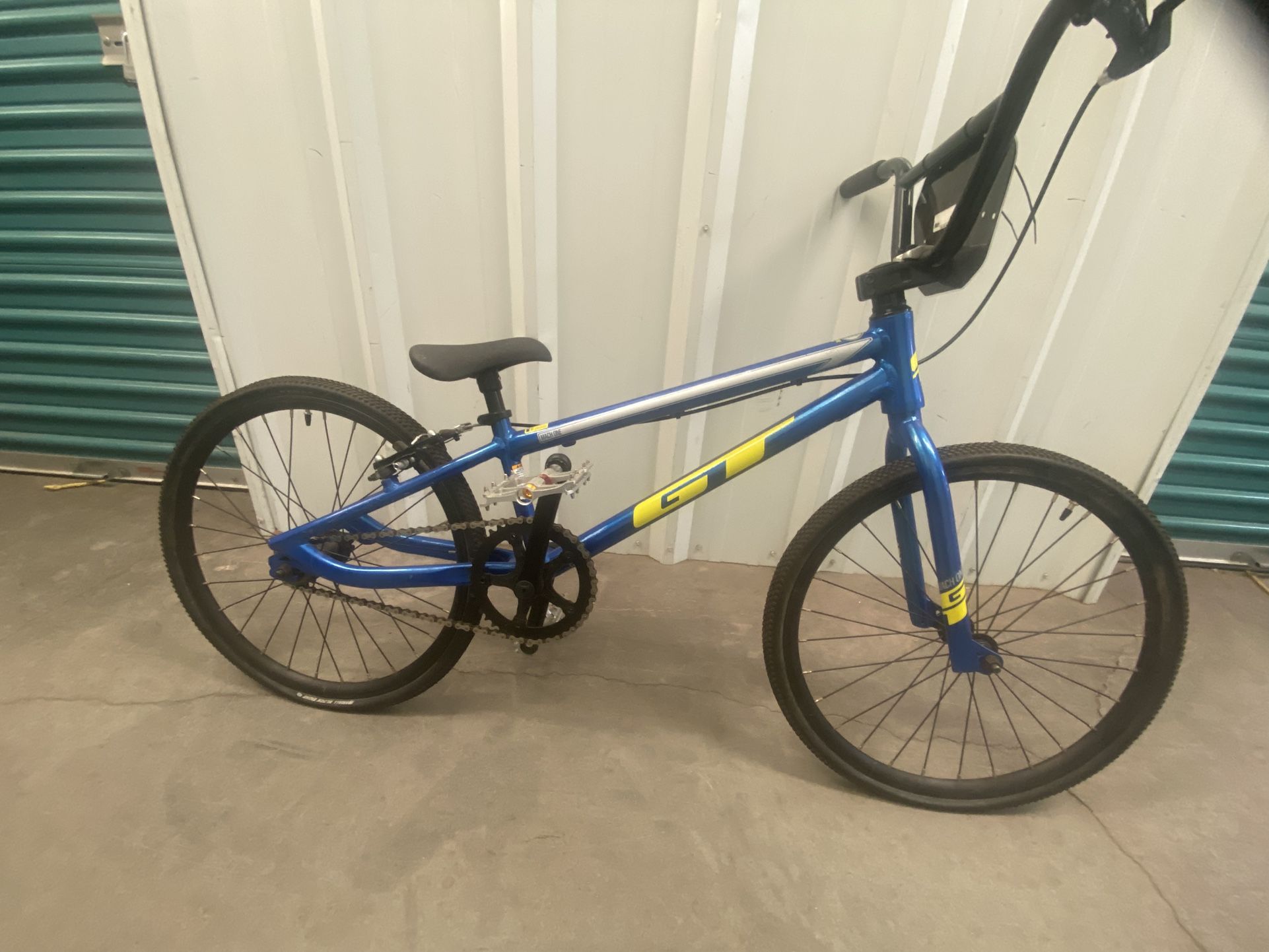 BMX BIKE MINT CONDITION