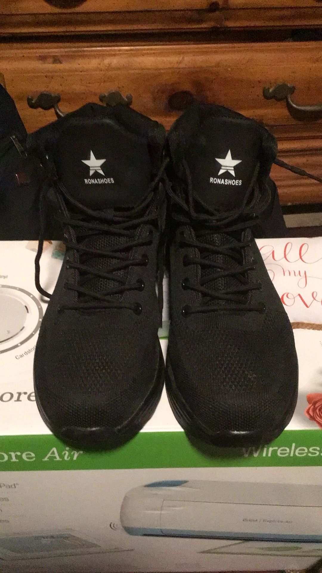 Ronashoes
