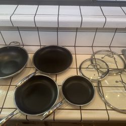Hexclad 6 Piece Set and Wok