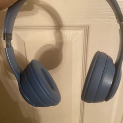 Beats Solo 4