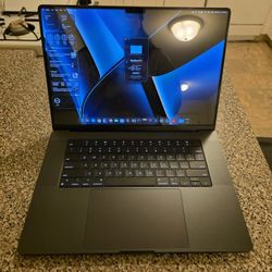 Macbook Pro 16" M3 Max