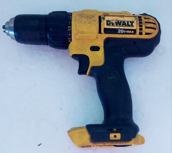 DeWalt DCD 771 20v Max Cordless Drill Driver