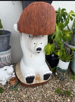 Bear chair / decor