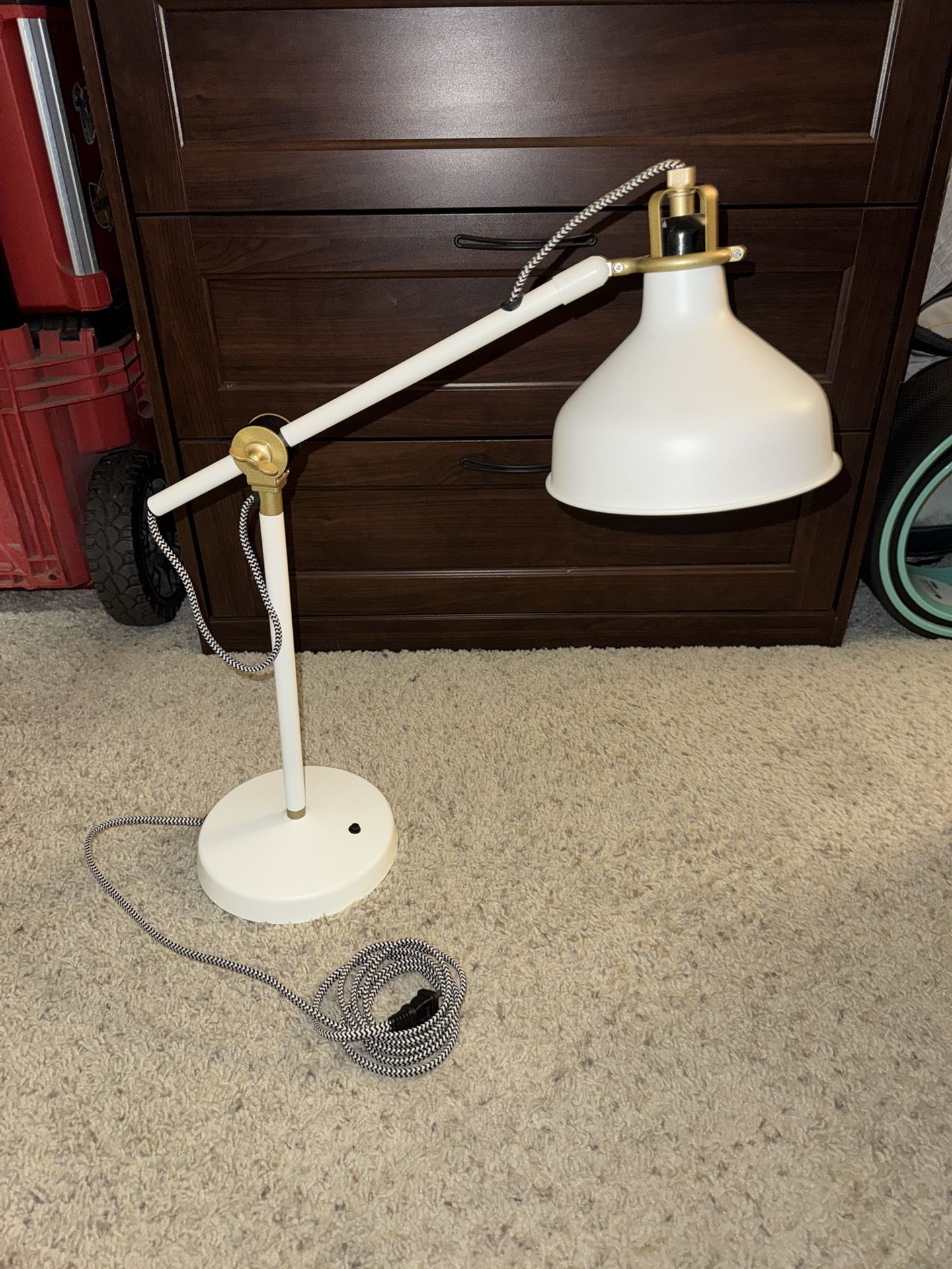 Desk Lamp (no Bulb)