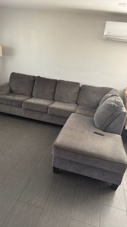 Sofa / Couch