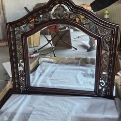 Brand New MacFarren Mirror For Sale $200