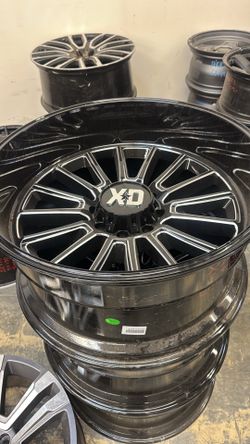 Dodge ram 2500 wheels and tires brand new 20”