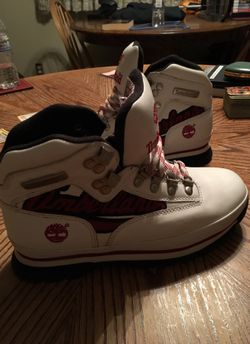 Timberland size 7 1/2