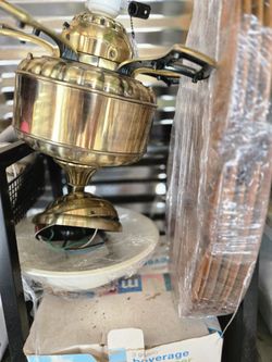 Ceiling Fan - Leaf Blades Very Pretty