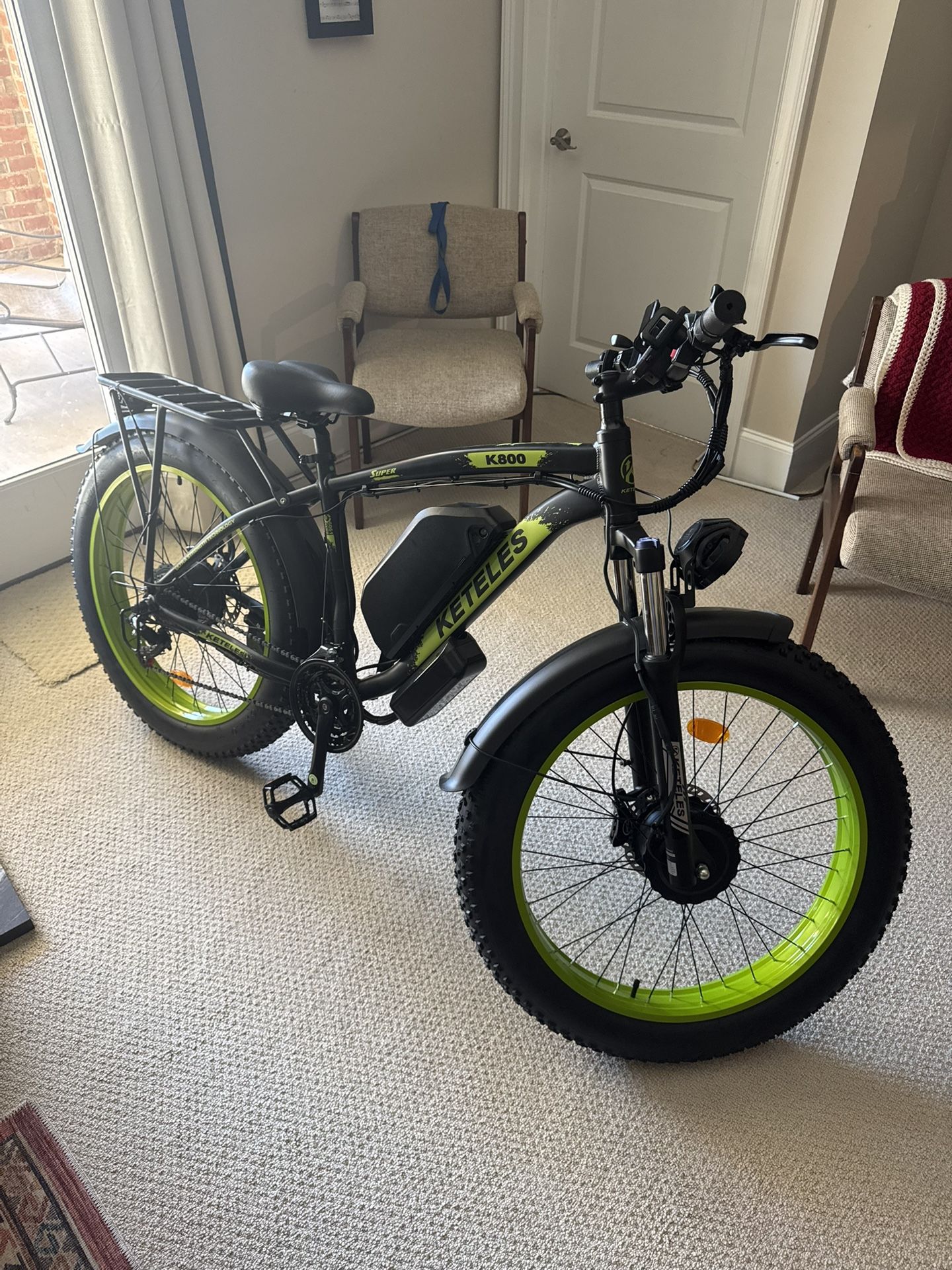 E Bike With Basket, Accessories