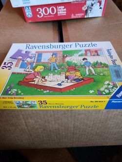 Rare Vintage Paddinton Bear 35 piece puzzle Rare