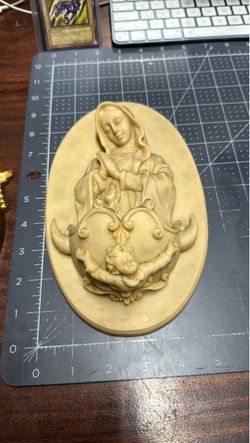 Virgin Mary  wall mount