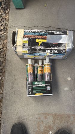 Epoxy dispensing tool