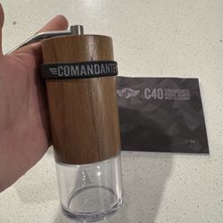 Comandante C40 MK4 – Walnut Finish