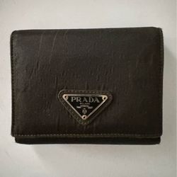 Prada Vintage Wallet. 