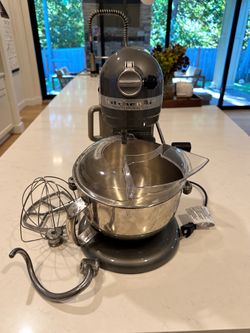 KitchenAid Professional 600 Stand Mixer – 6 Qt – Gray