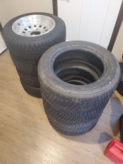 P205/60RI5 90T , Studded Winter Tires