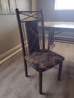 Dinning table with chairs