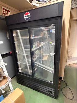 🔥 Pepsi 2-Door Commercial Cooler – Works Great – Only $850
