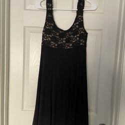 Nice Dinner Dress Size 8   $10.00